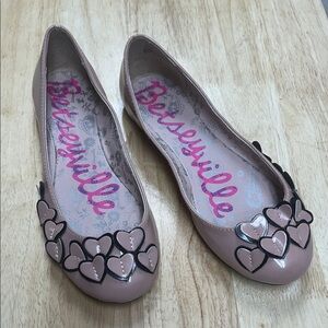 Betsey Johnson Beige Heart Flats